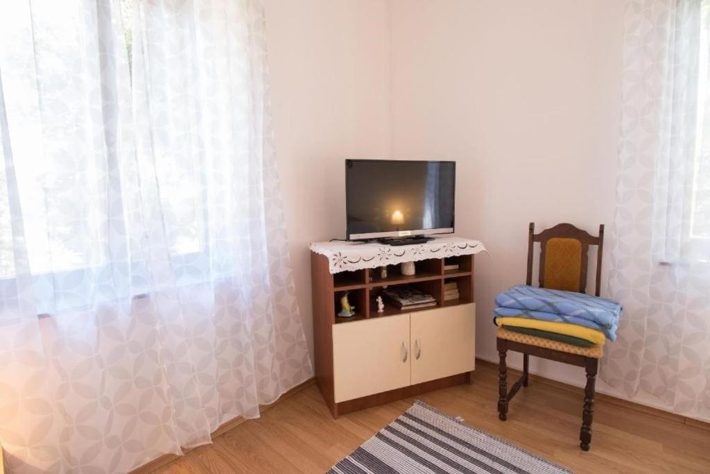 Apartmani Nedjeljko Čunski Exteriör bild